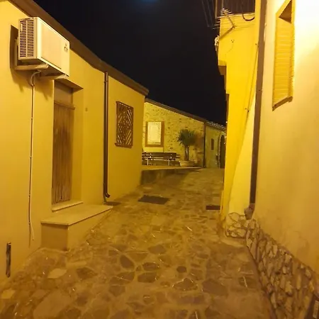 Sognando Nel Borgo Villa Rocca Imperiale Exterior photo